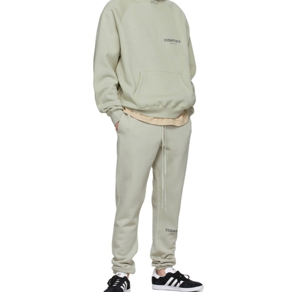 ✅ NWT Fear of God UNISEX Essentials Exclusive Green Fleece Lounge Pants - Picture 5 of 8